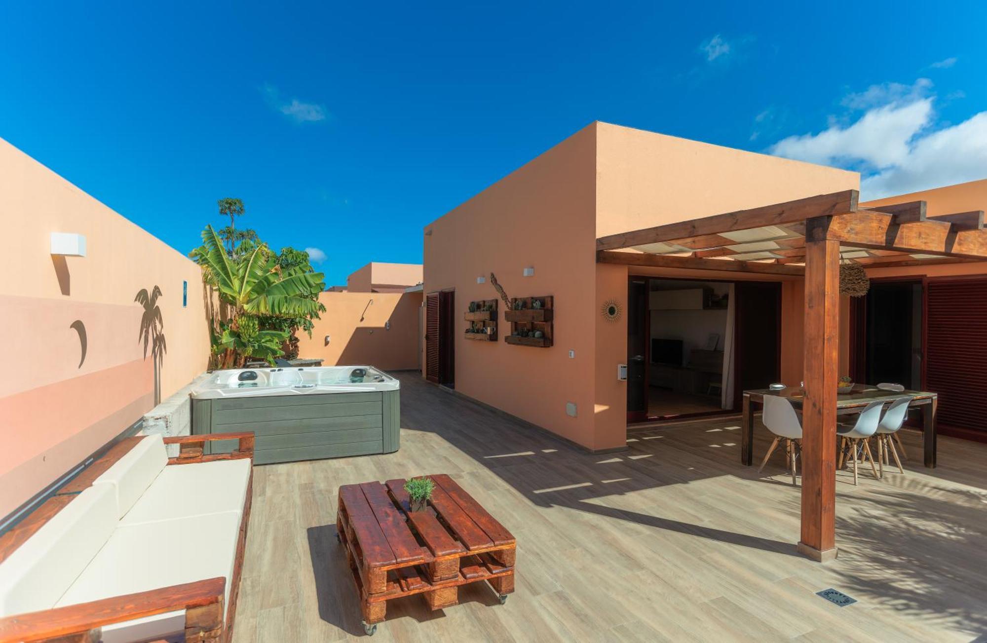 Villa Jacuzzi & Barbecue La Oliva Dış mekan fotoğraf